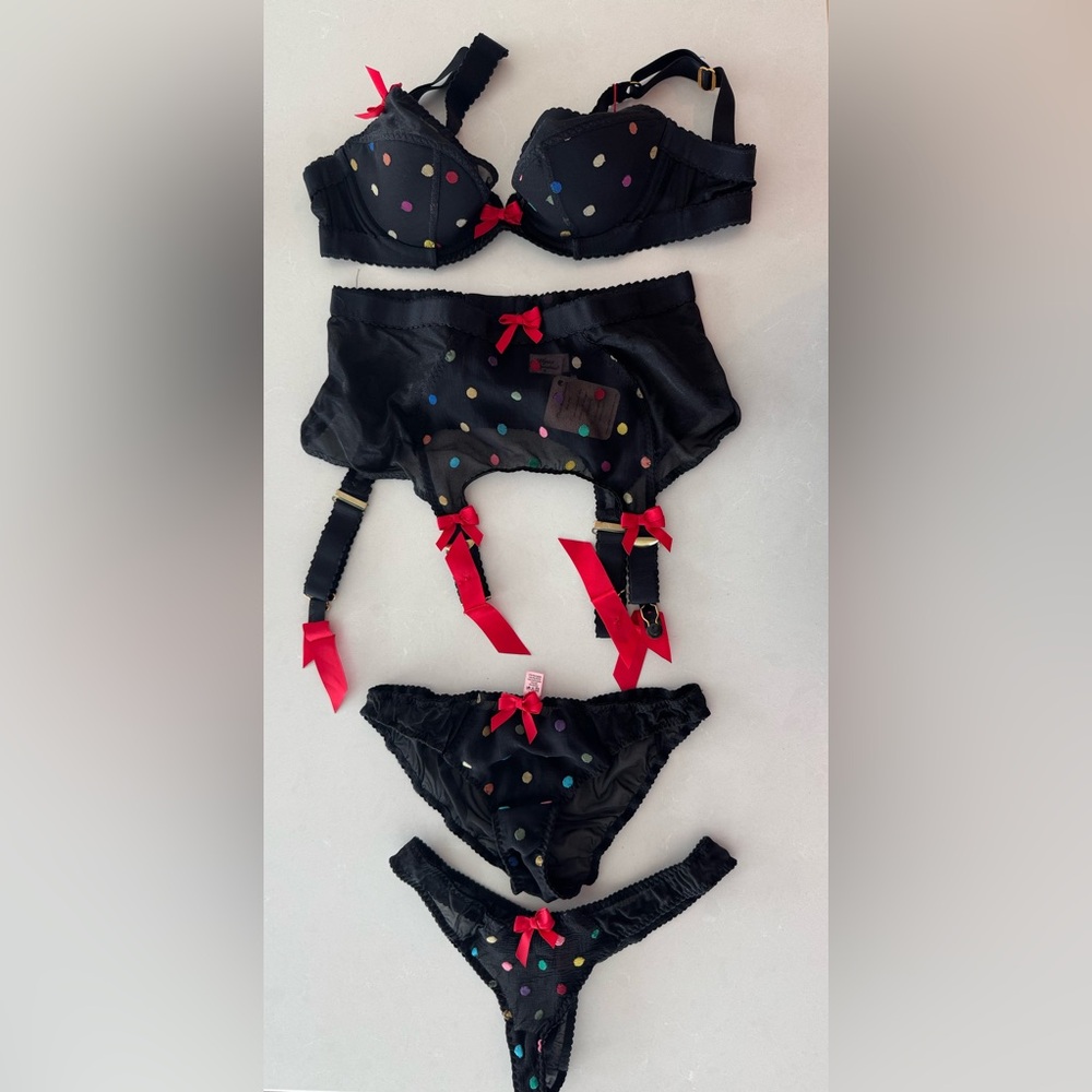 AGENT PROVOCATEUR Bra, Garter & Underwear Set 34C, 3/4 NWT